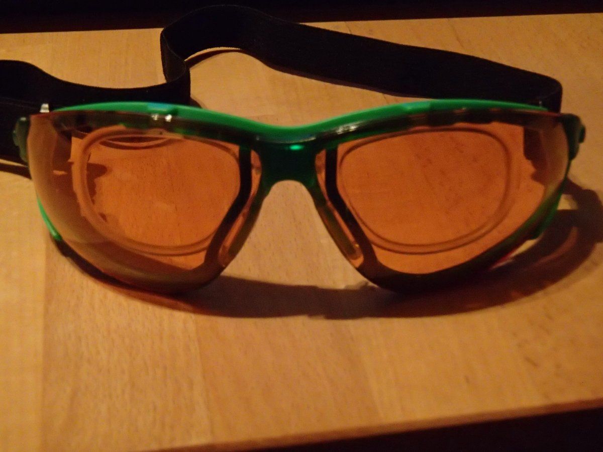 Sportbrille mit Gläsern in Sehstärke für 76,80 Euro RennradNews.de