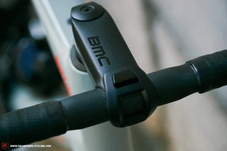 BMC-Roadmachine-01-ONE-Road-Bike-Rennrad-Test-Review-006-1140x760.jpg
