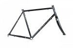 BT_2017_frame_sets_Audax_side.jpg