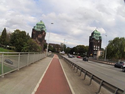 Friederich Ebert Brücke Duisburg.jpg