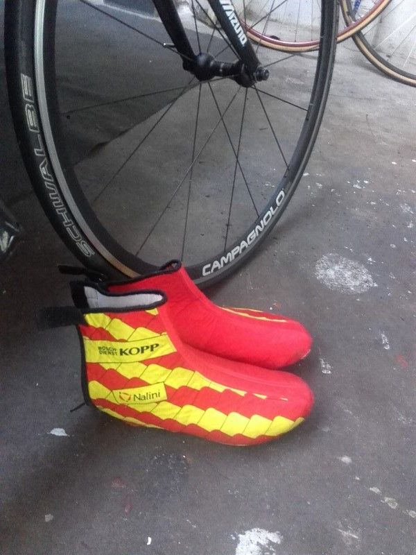 Überschuhe.jpg