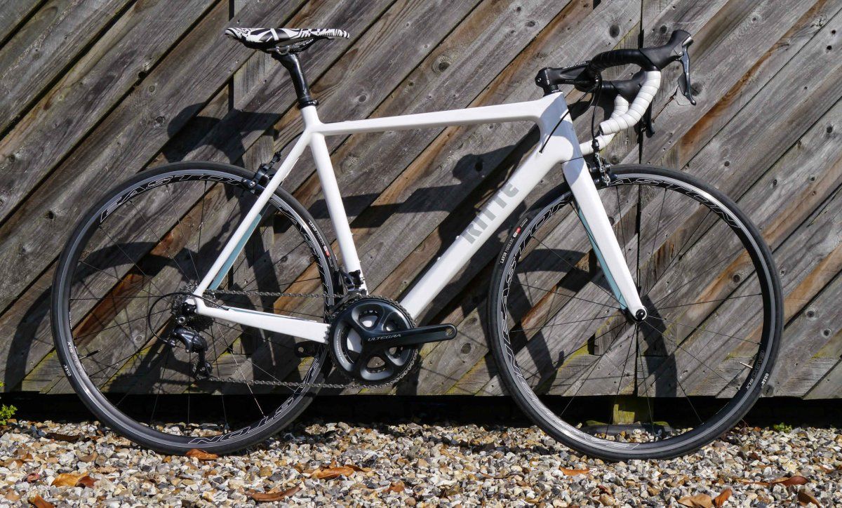 01-ritte-ace-rahmenset.jpg
