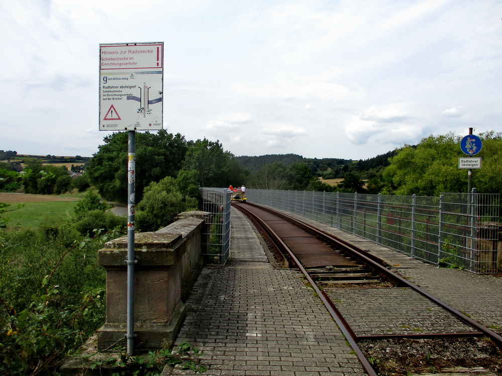 02.JPG