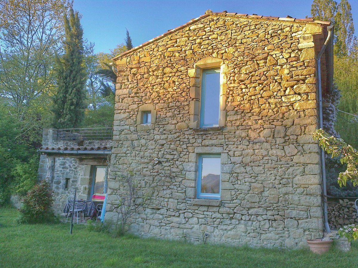 04052016779-01.jpeg