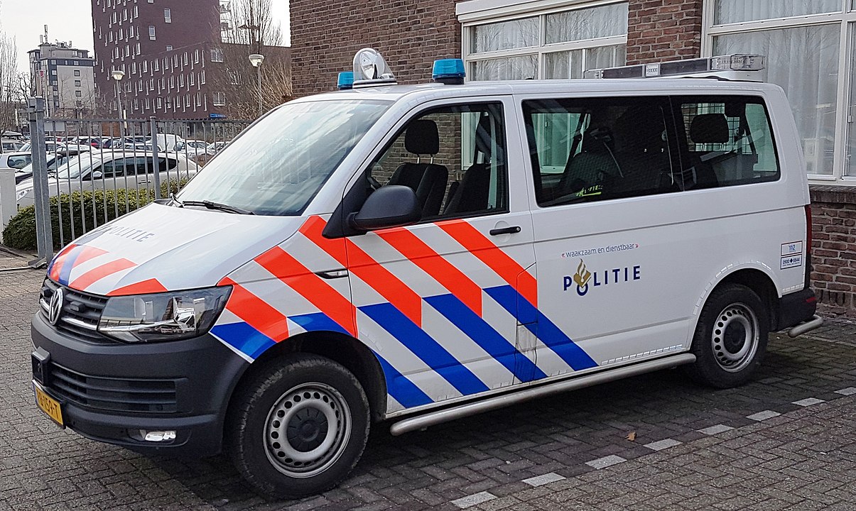 1205px-Dutch_police_car_VW_transporter.jpg