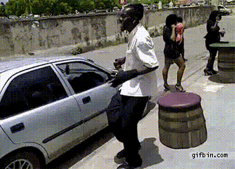 1306949828_getting_in_the_car_like_a_boss.gif