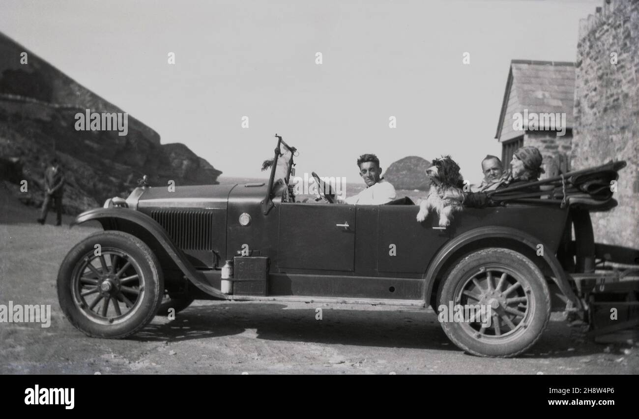 Touring Car 1920.jpg