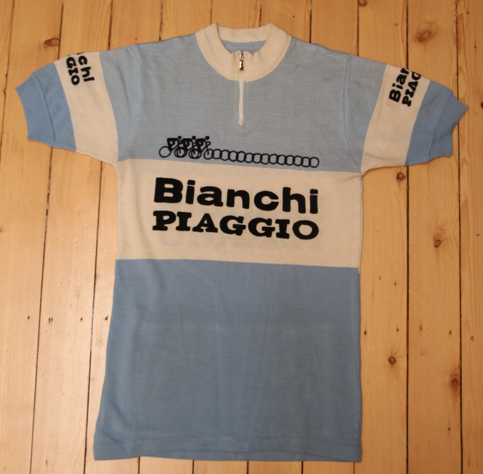 1982-83 Piaggio vorne.JPG