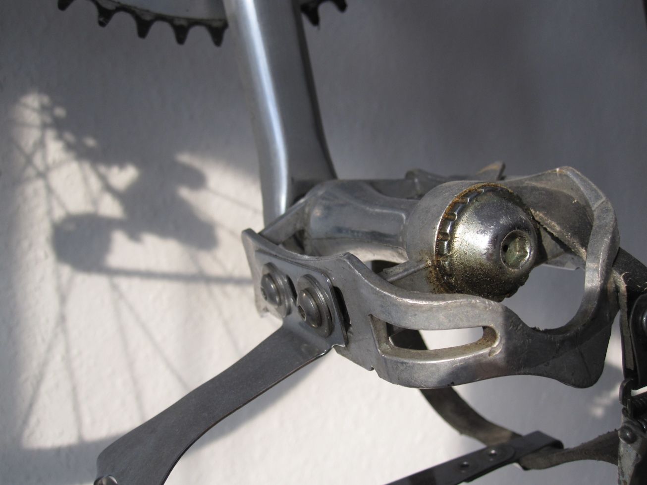 2012-02-11 01a Bridgestoneschatten.jpg