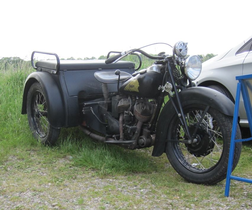 2014-05-25 11a Schleißheim Indian Dispatch-Tow.jpg