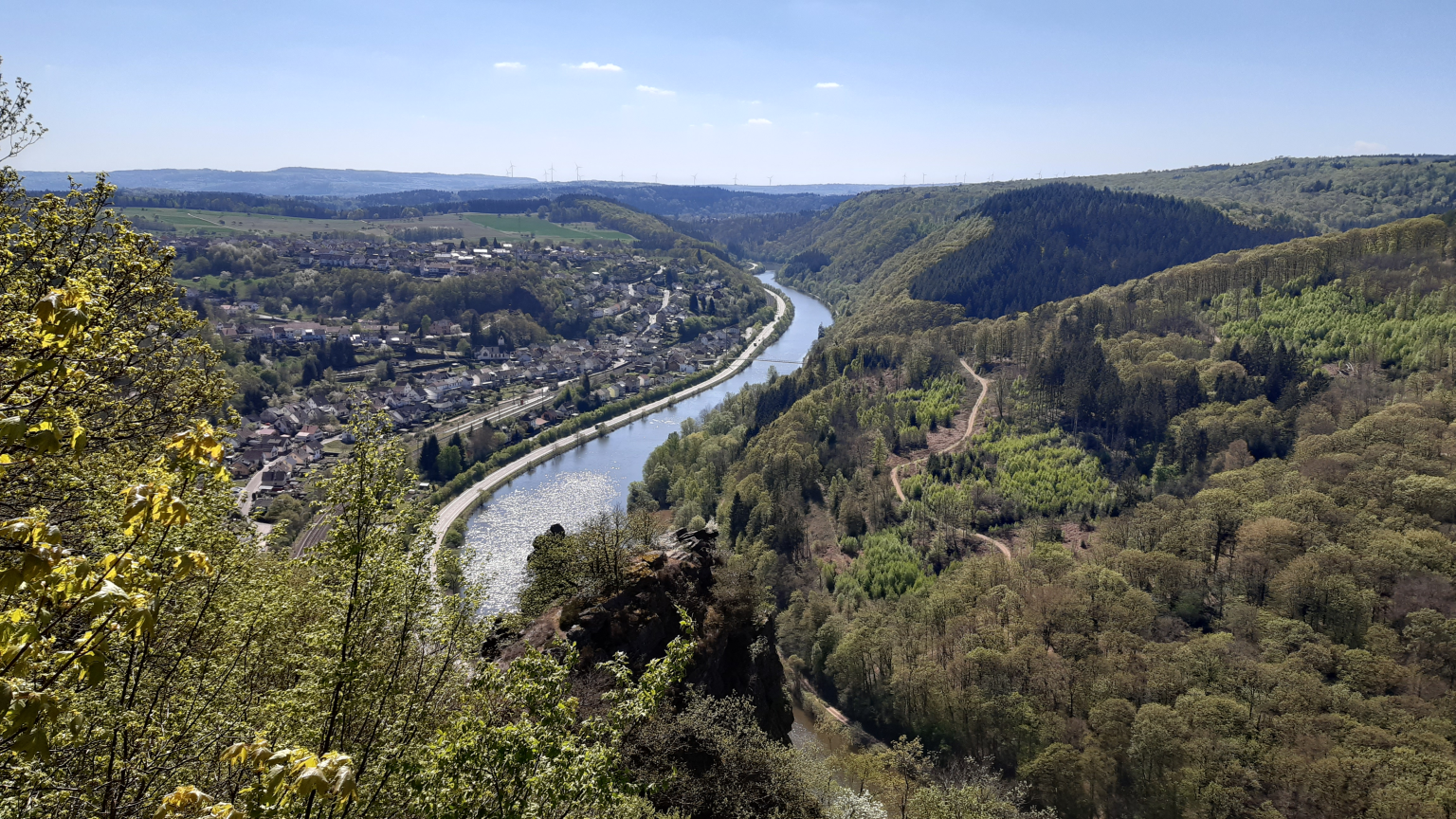 20200414_vogelfelsen_ausblick.png