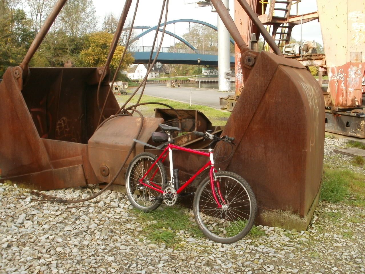 # 4 MTB.JPG