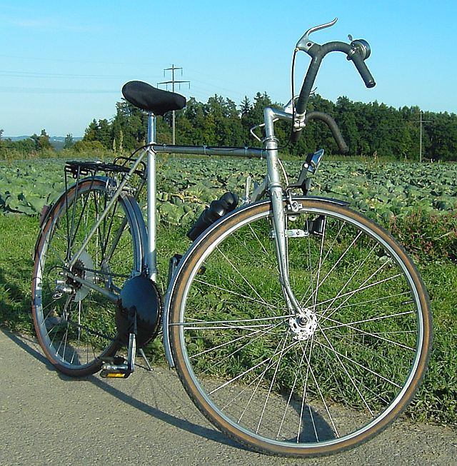 8835-coro-rennlenkerhoch4348_640x653.jpg