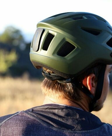 giant_helmet_mtb_sr-61-1-jpg_copy_384x466.jpg