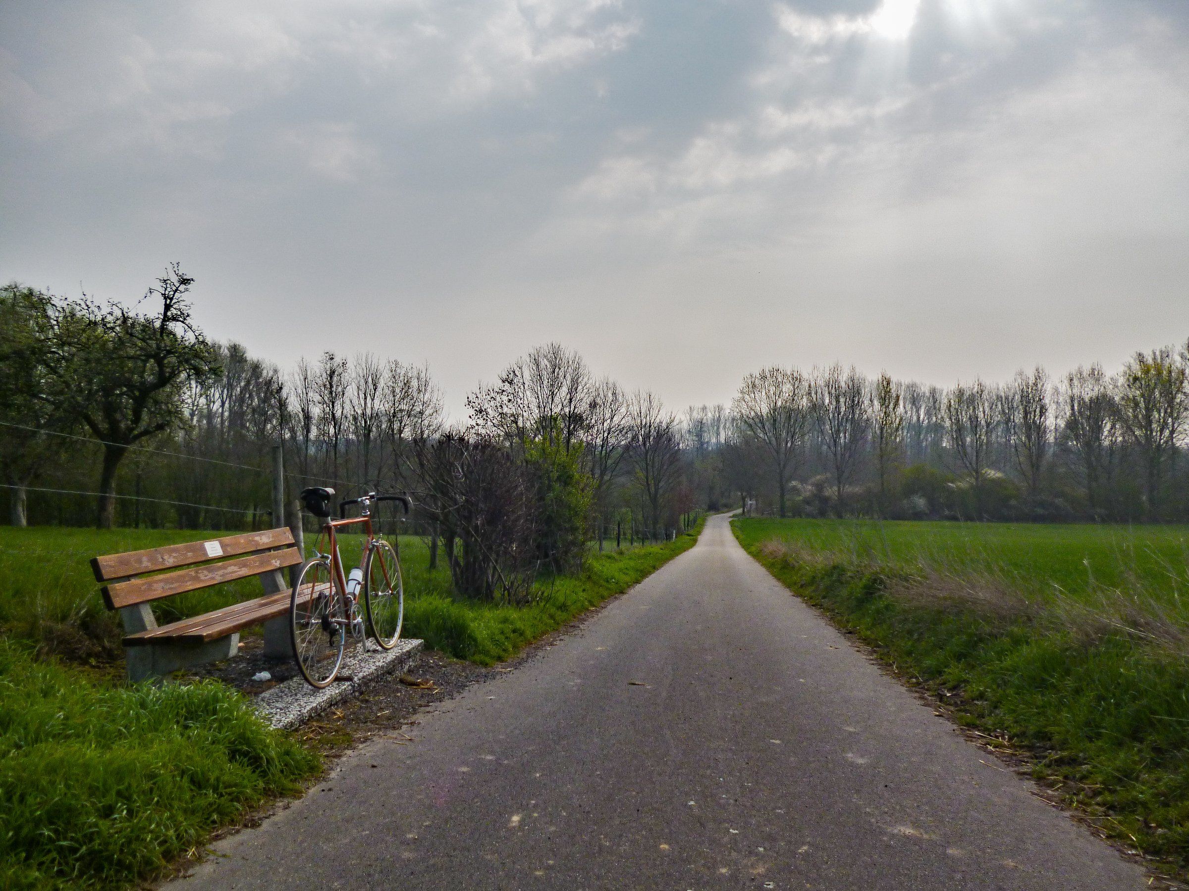 Abfahrt ins Flusstal - Kopie.jpg