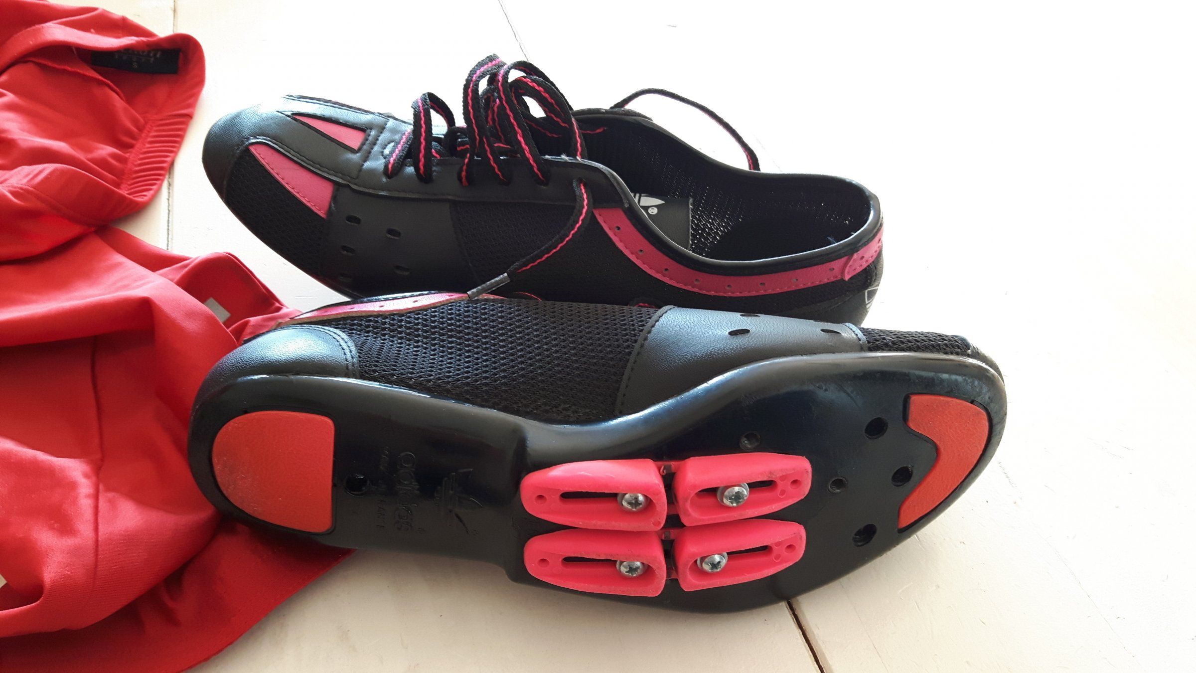 Adidas Giro2.jpg