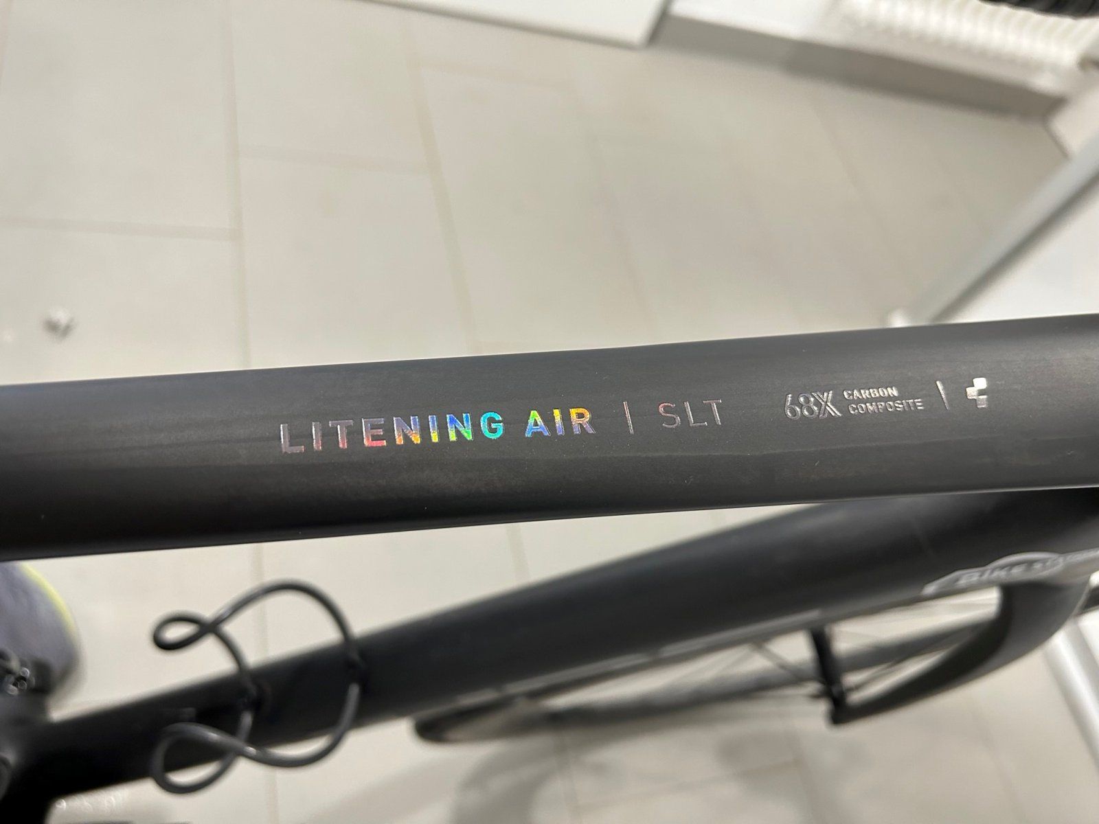 Air2.jpg