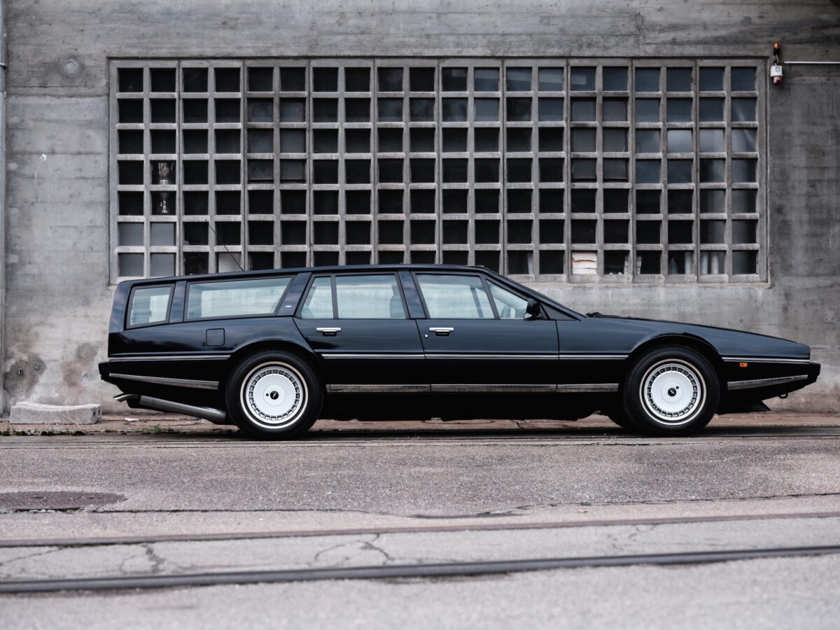 AM-Lagonda-Shooting-Brake-8-1200x900.jpeg