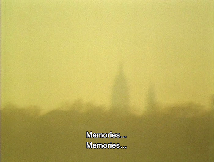 As I Was Moving Ahead Occasionally I Saw Brief Glimpses of Beauty, Jonas Mekas (2000) film 1.png