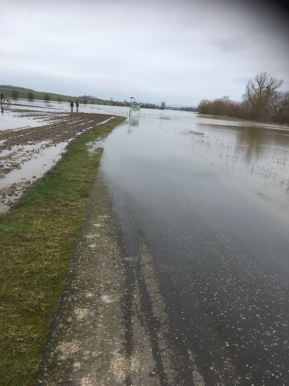 Ausfahrt 105km mit Giedeon Scheinregen - 7.jpeg