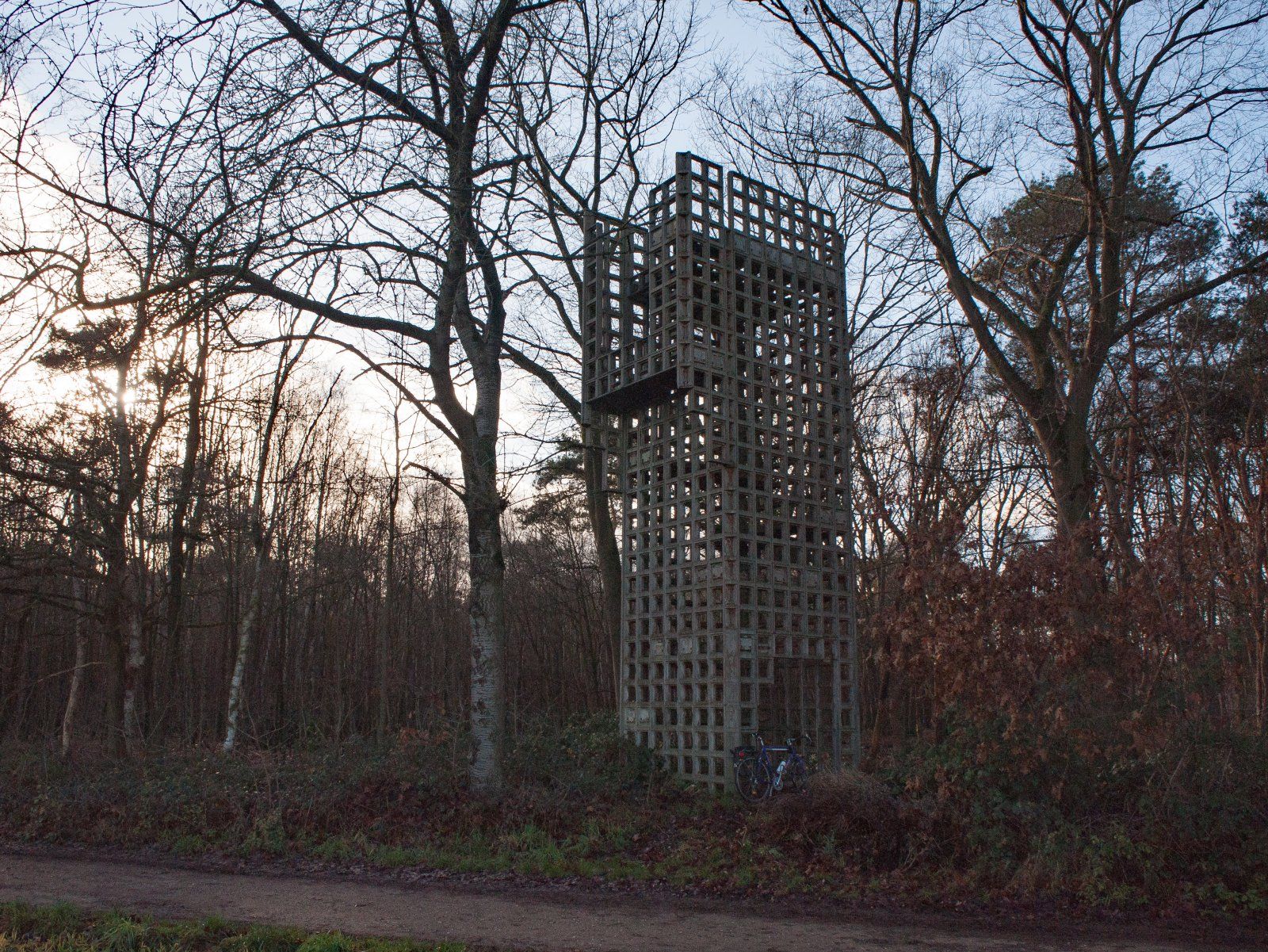 Beobachtungsturm bei Echterheide 3.jpg