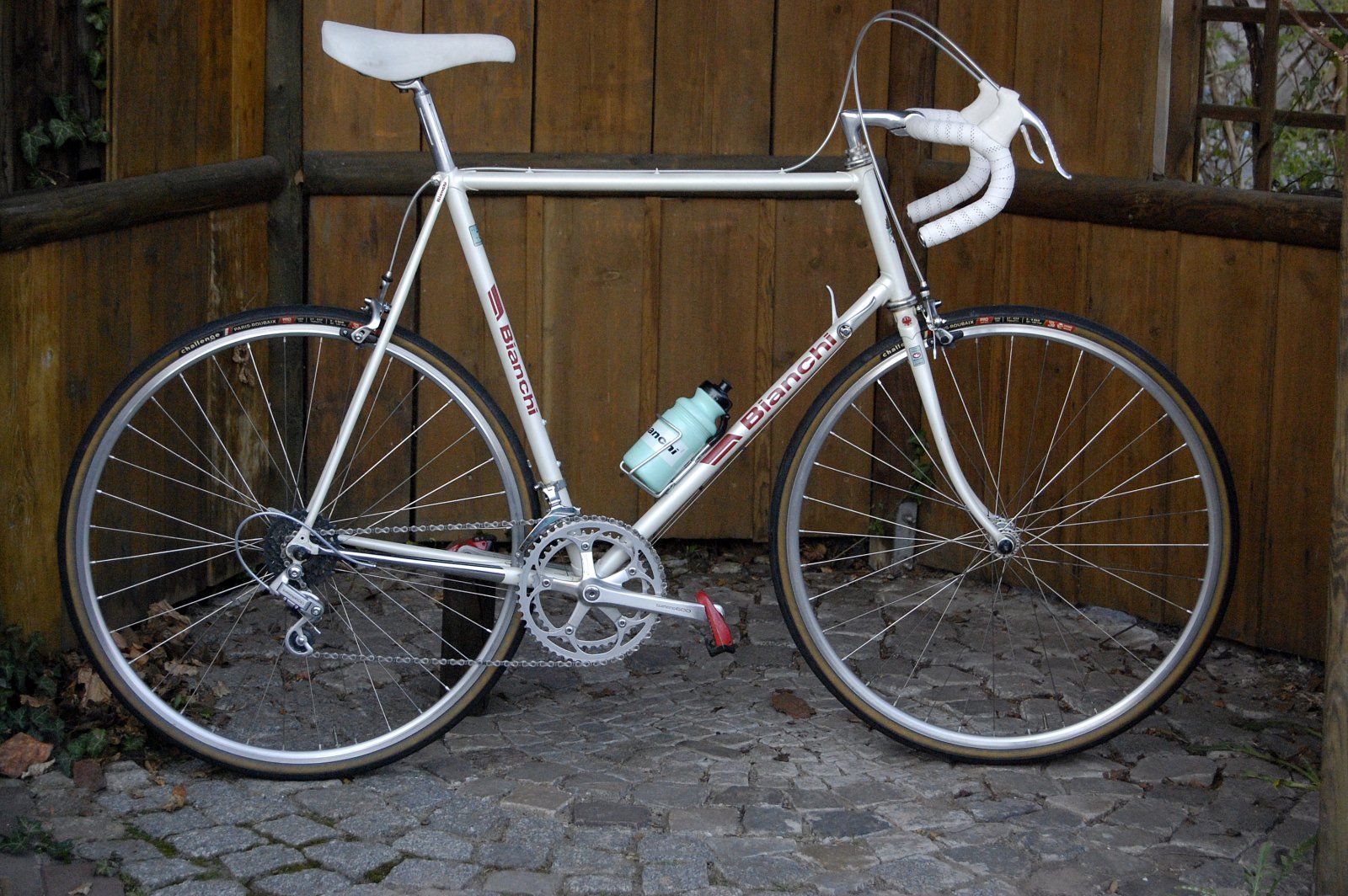 Bianchi Rekord 910 (2020).jpg