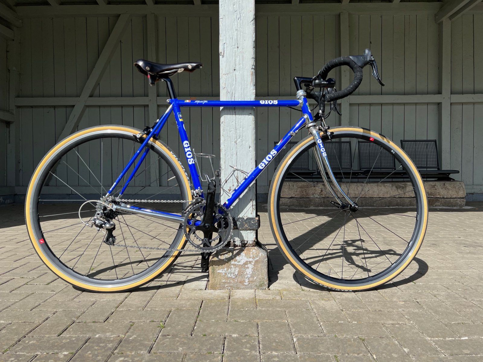 Blau.jpg