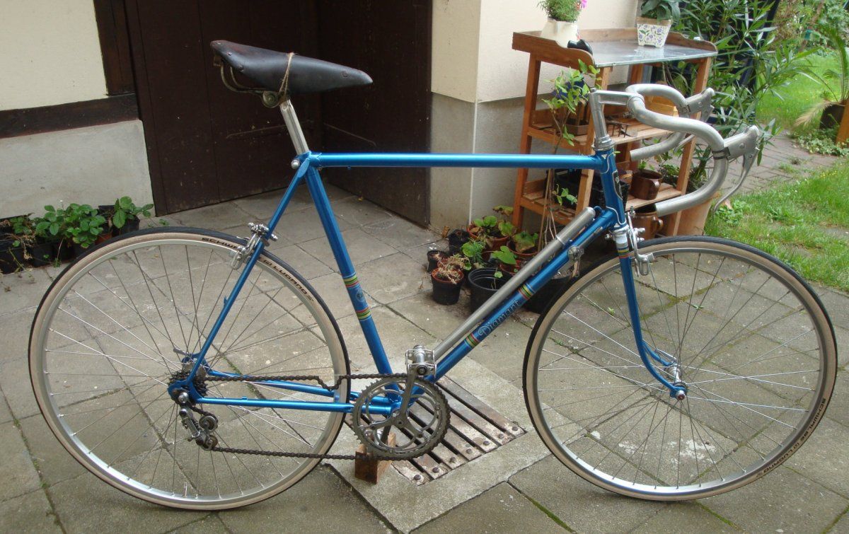 blaues Rennrad 167.jpg