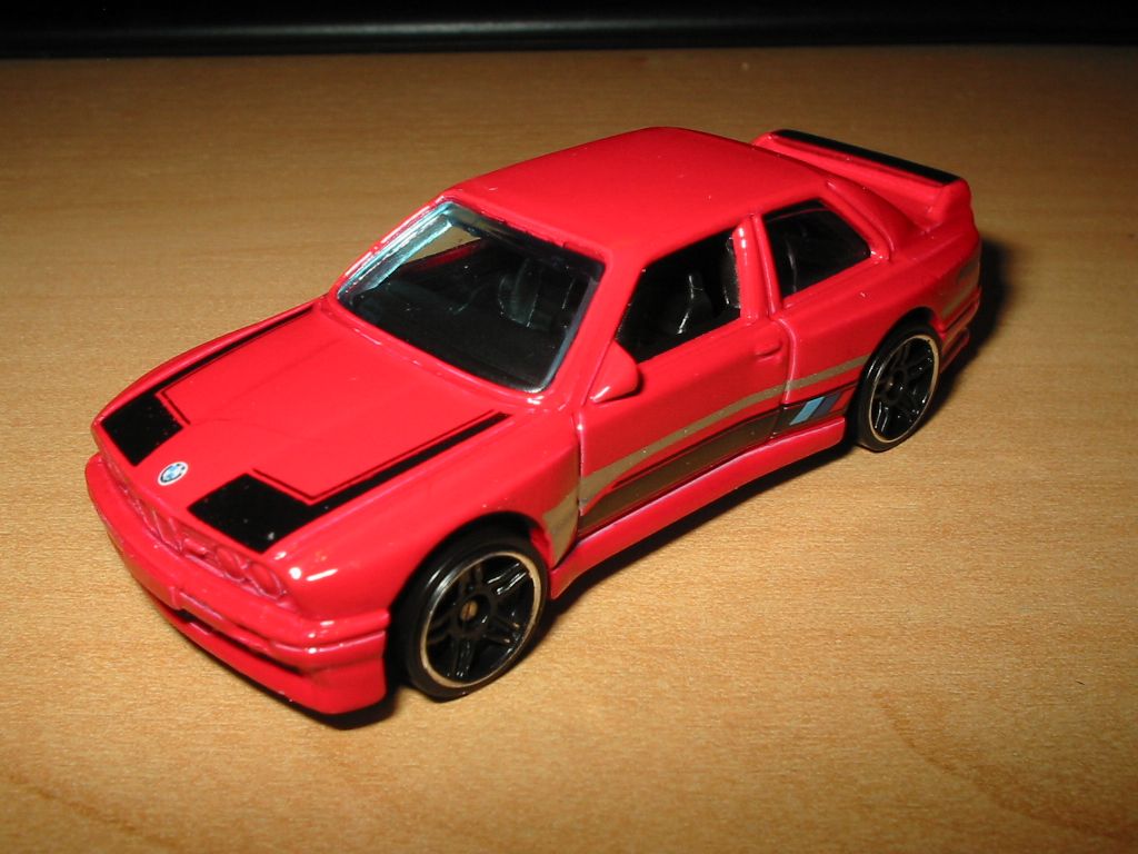 BMW M3 E30 1992 rot - HotWheels.JPG