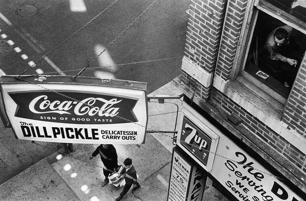 bruce davidson Chicago, Illinois. 1963.jpg