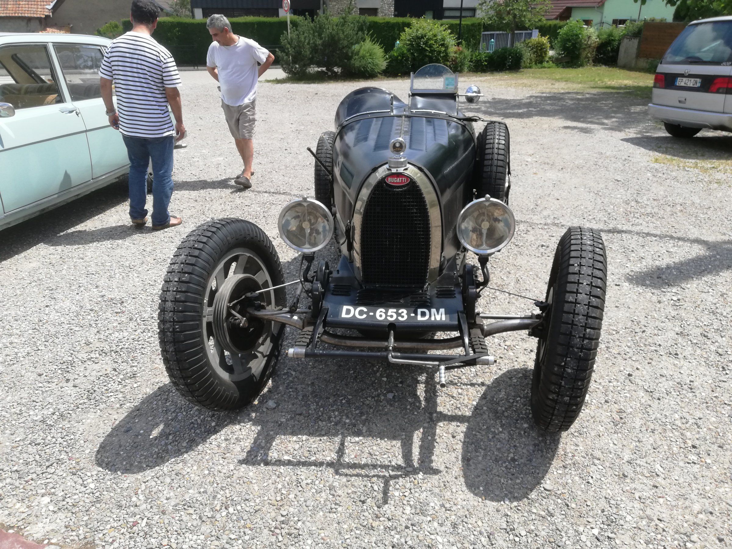 Bugatti 1.jpg