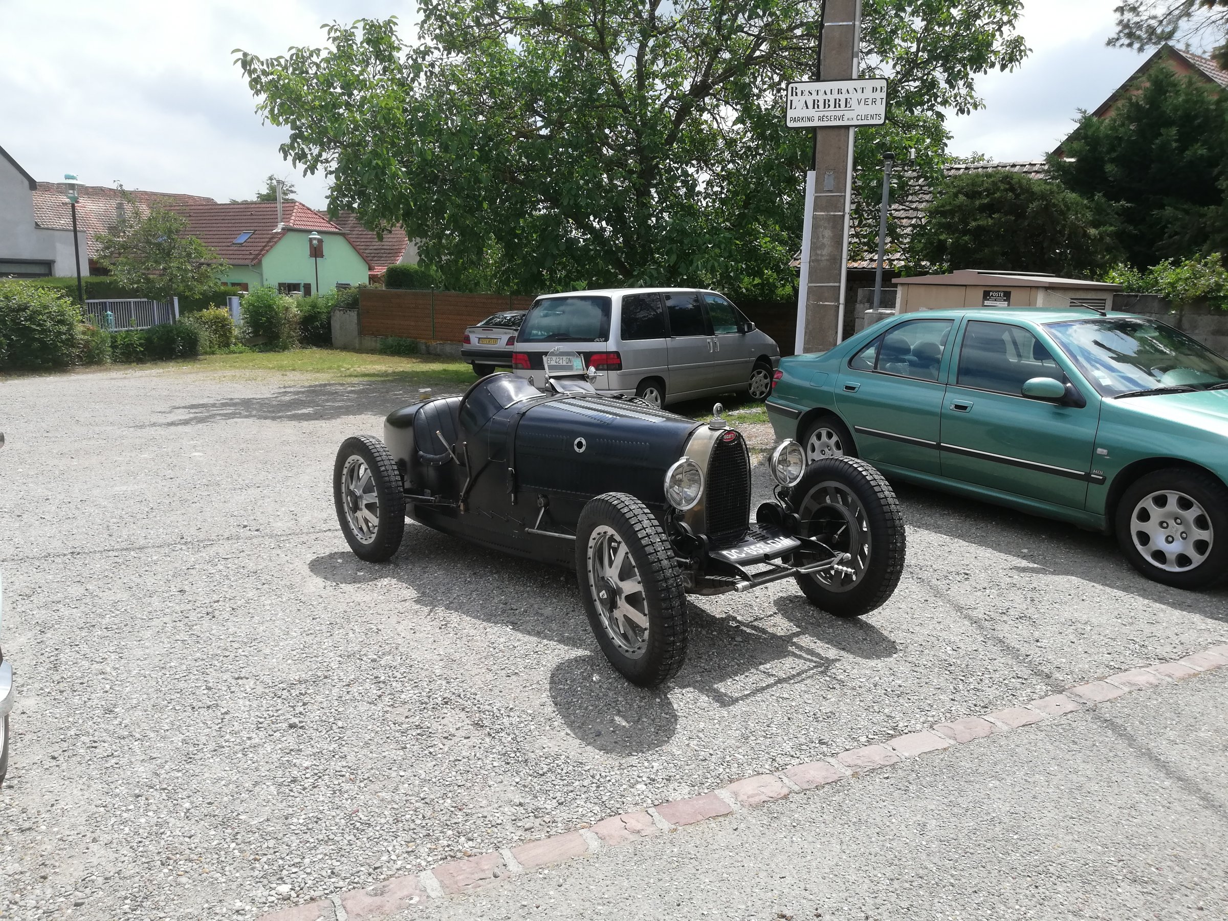 Bugatti 8.jpg