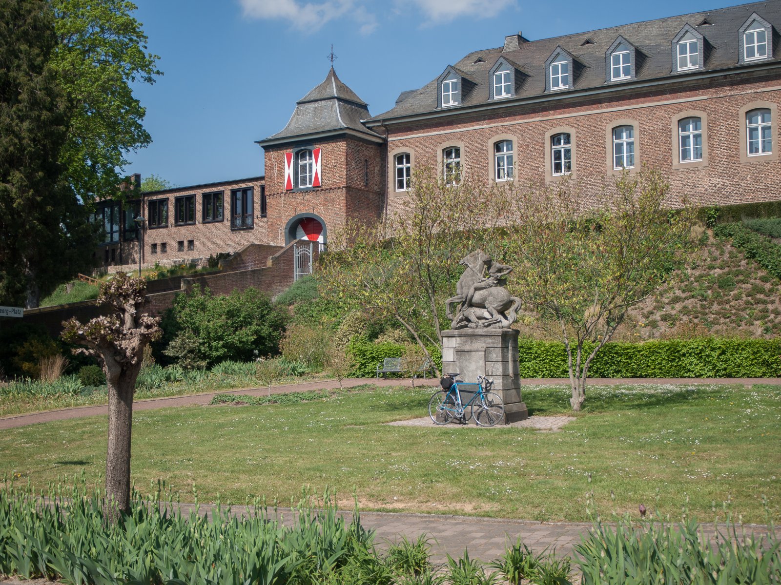 Burg Wassenberg 3.jpg