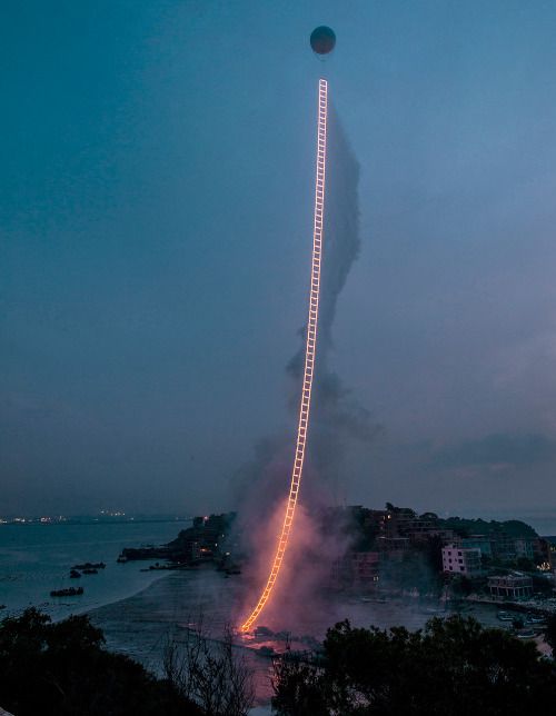 Cai Guo-Qiang, Sky Ladder, 2015.jpg