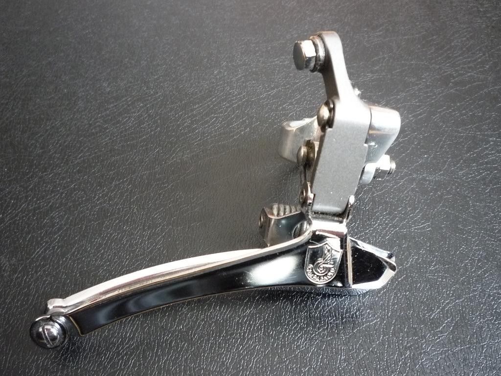 Campagnolo 990 century-finsih front derailleur (1).JPG