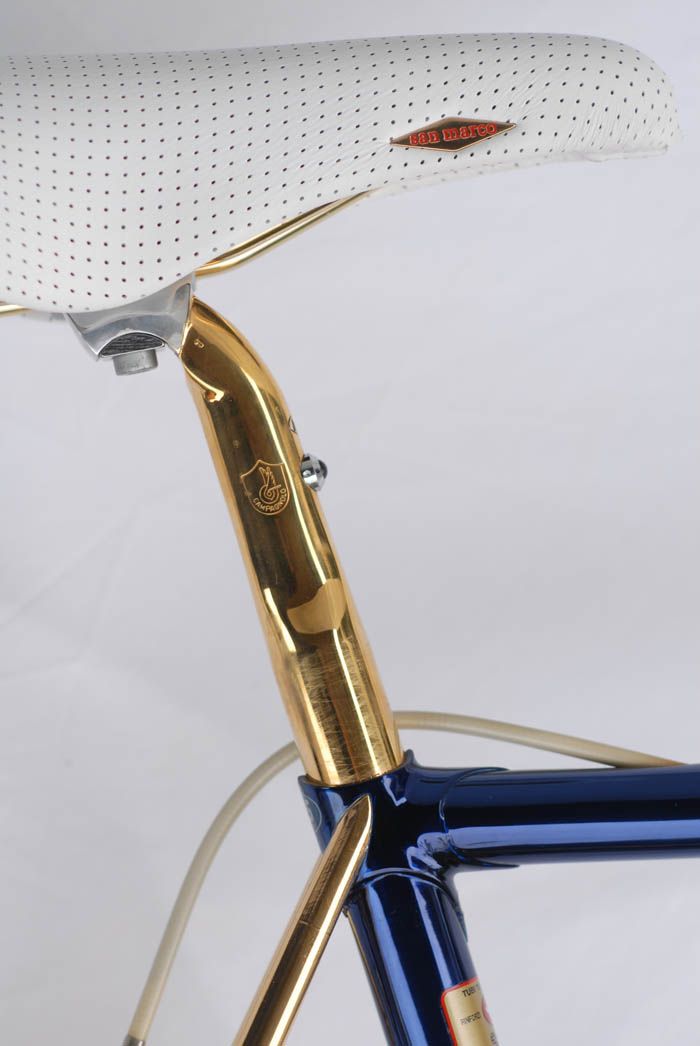 Campagnolo-gold-plated-seat-post-C-Record.jpg