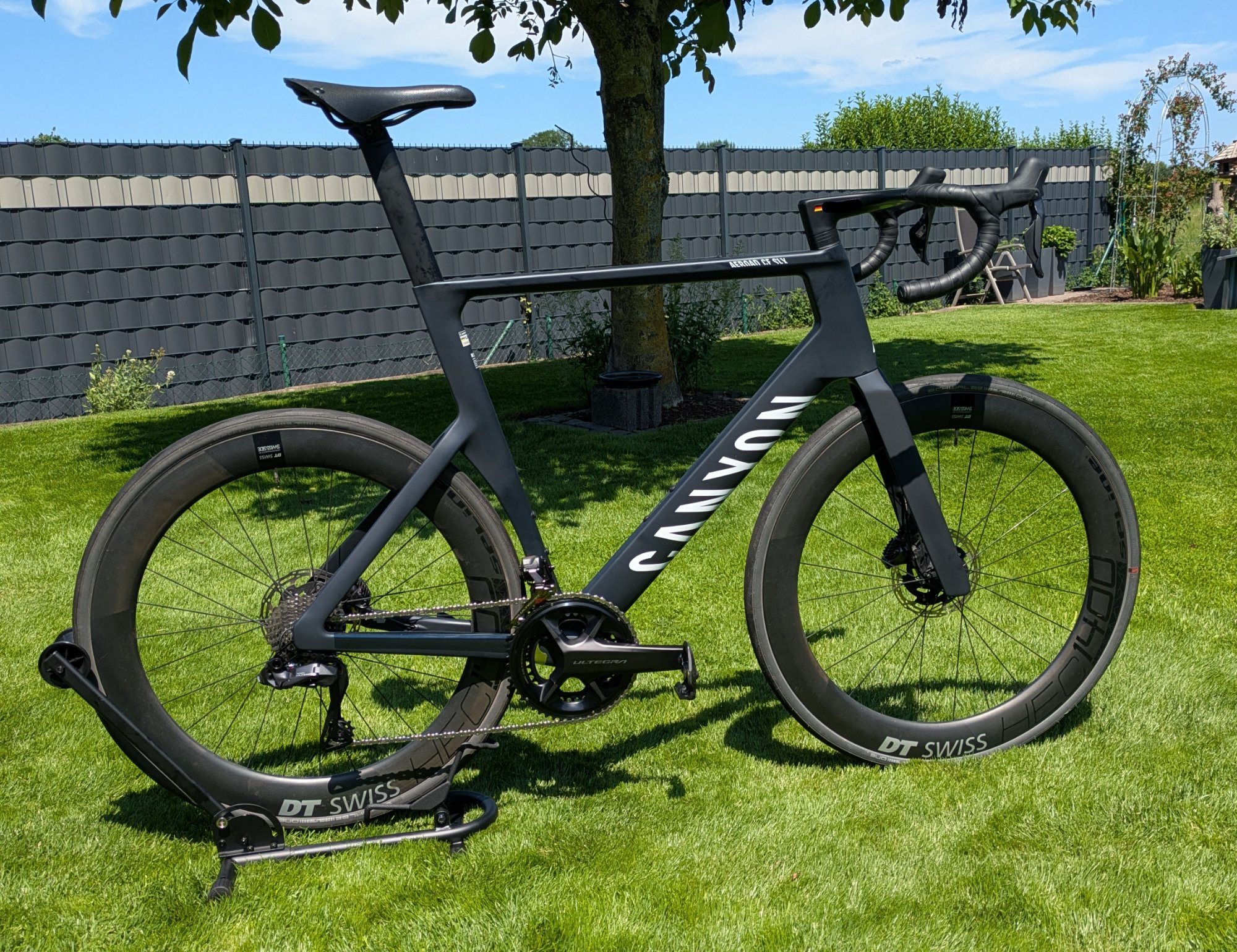 Canyon Aerorad CF SLX 1.jpg