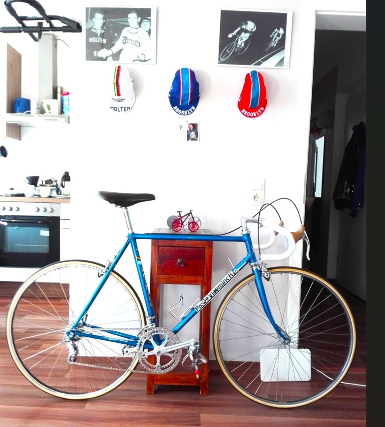 Colago Super.jpg