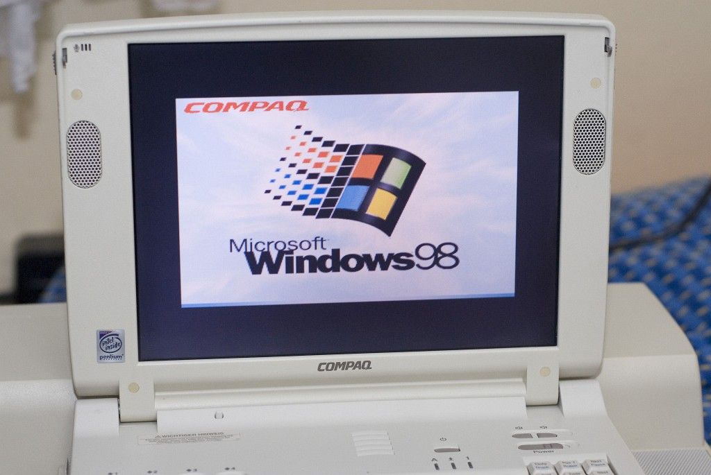 Compaq_021_small.jpg
