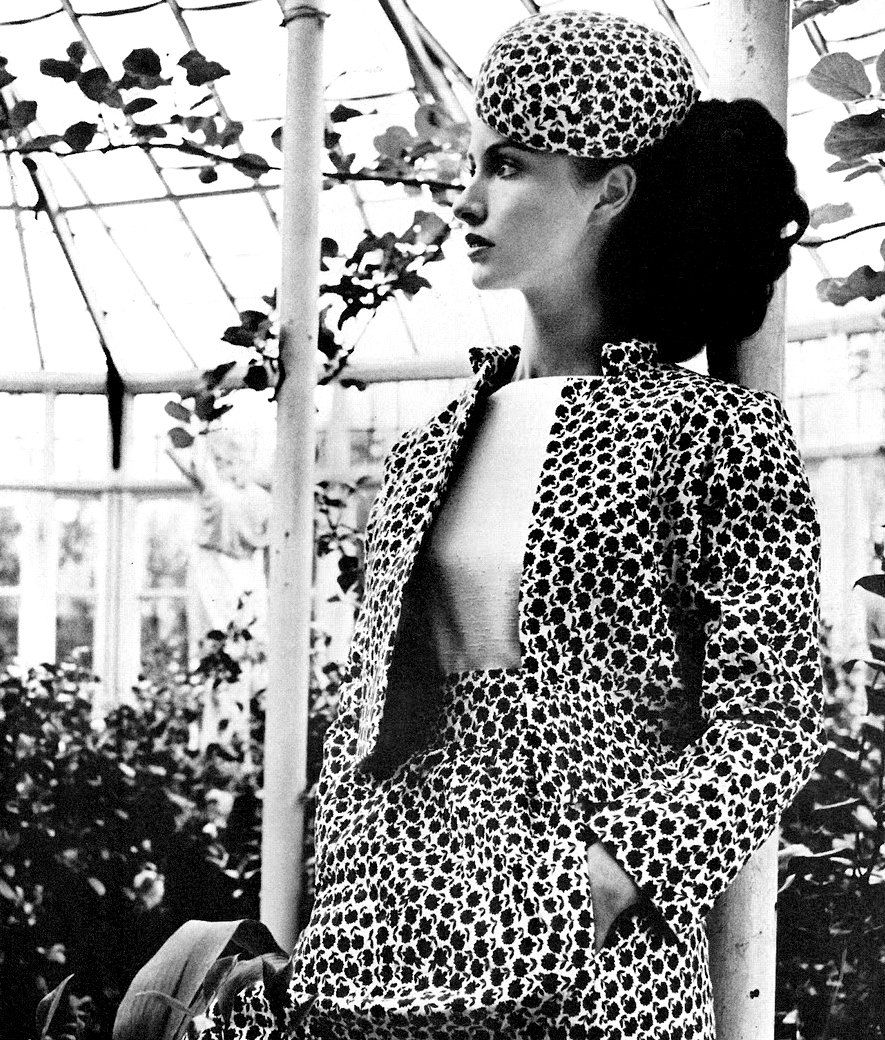 creation by Dorothy Gray, photo by Henry Clarke, UK Vogue, June 1968.jpg