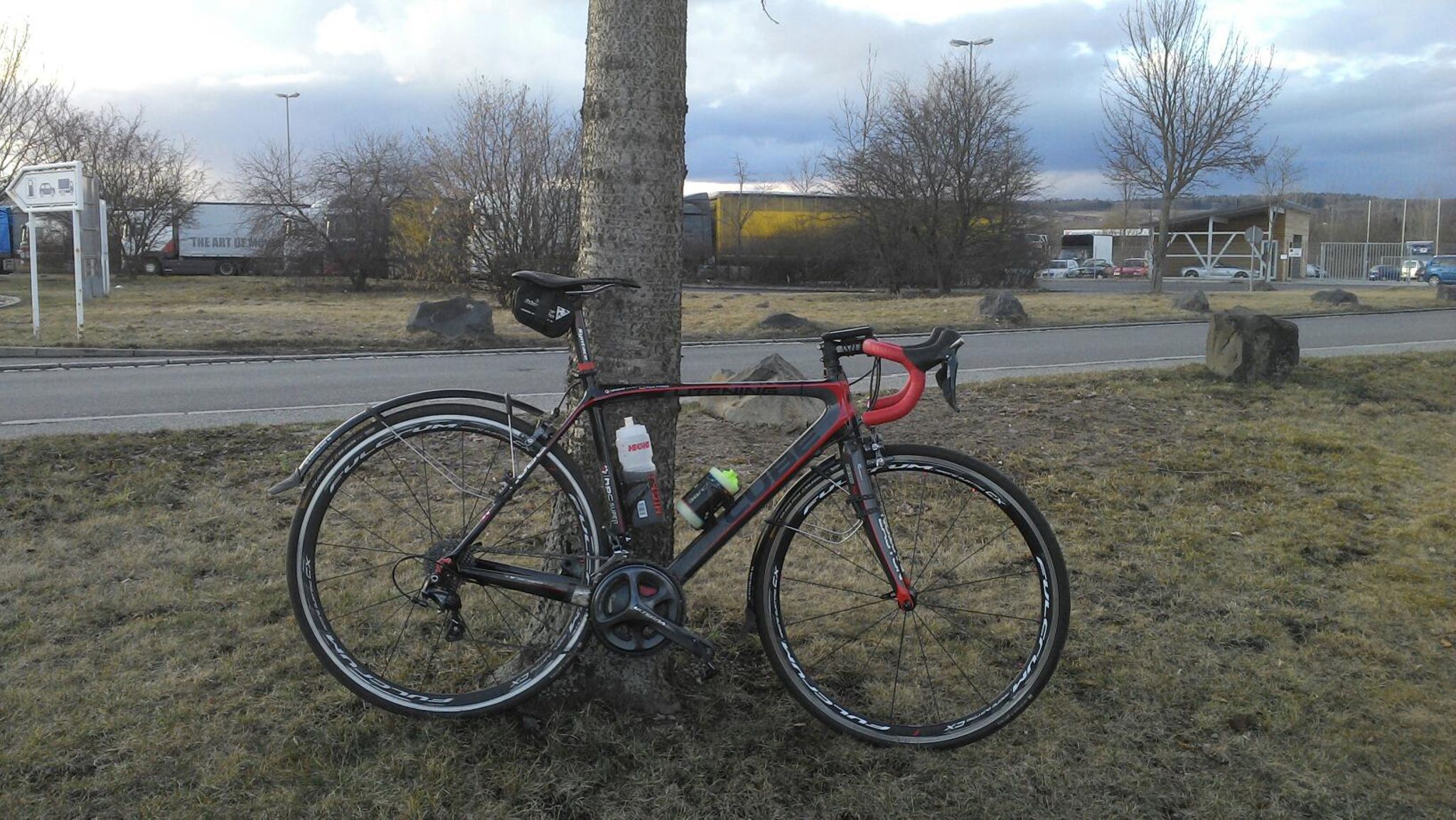 CUBE Super HPC mit Raceblade.jpg