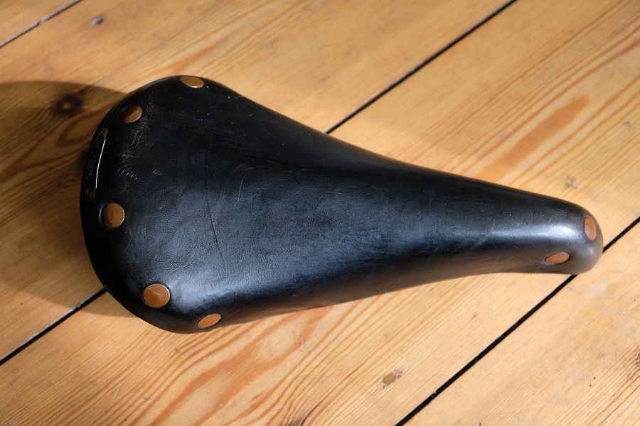DSCF6931_Sattel_colt_oben.JPG