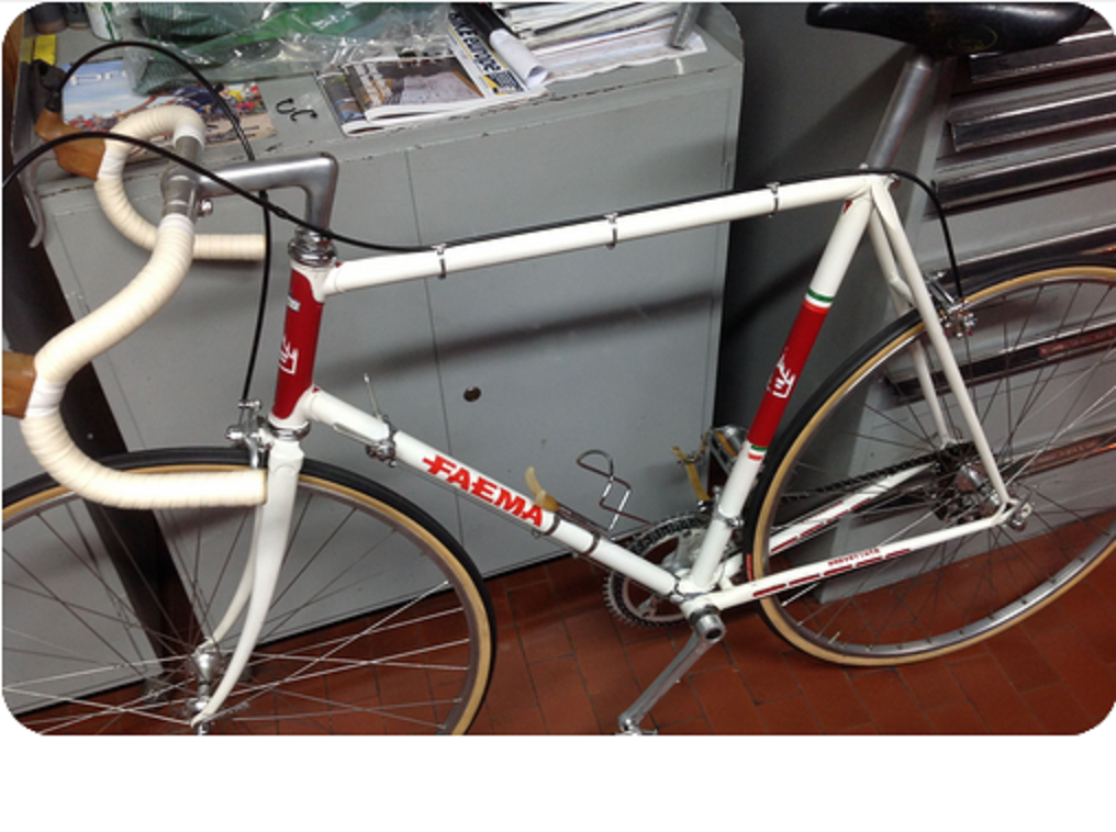 Eddy Merckx_ at 22-05-39 Milan Italy. Alberto Masi showed me a bike Eddy Merckx competed on in...png