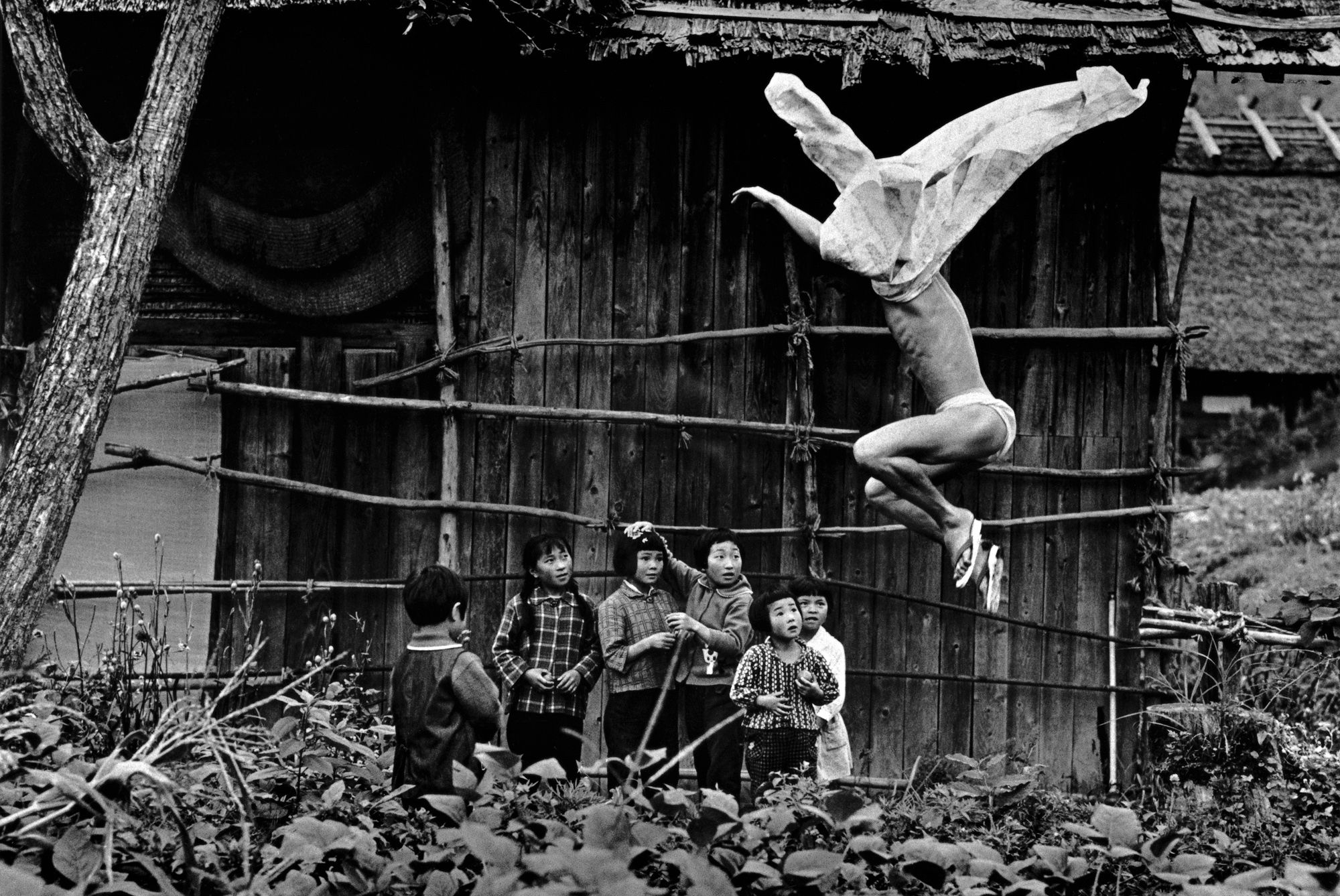 Eikoh Hosoe - Kamaitachi 17 (1965).jpg