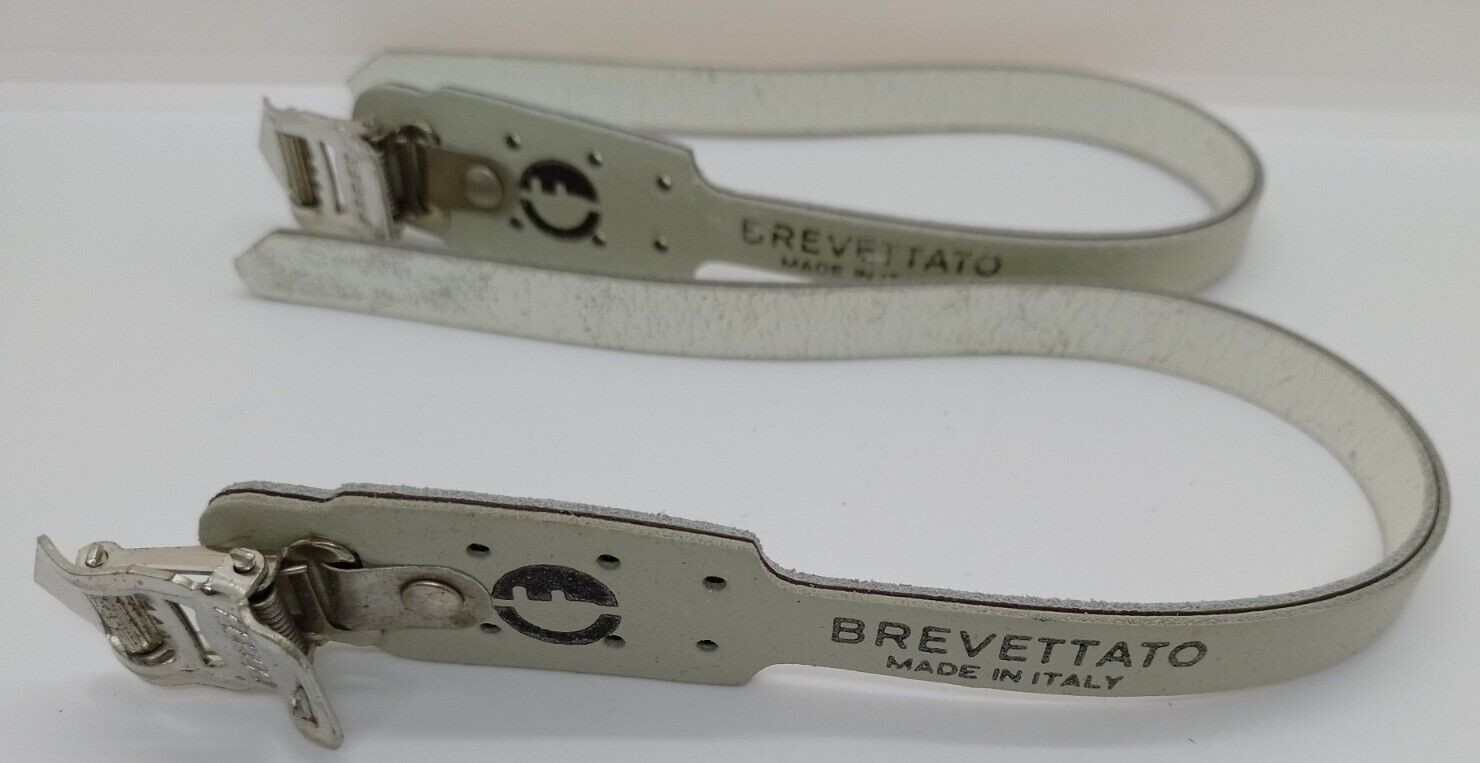 errebi cinghiette laccetti toe-straps Lederriemchen.png