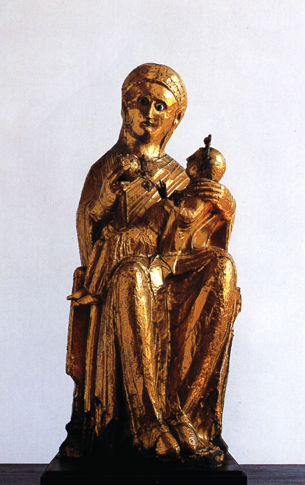 Essener Madonna 3.jpeg