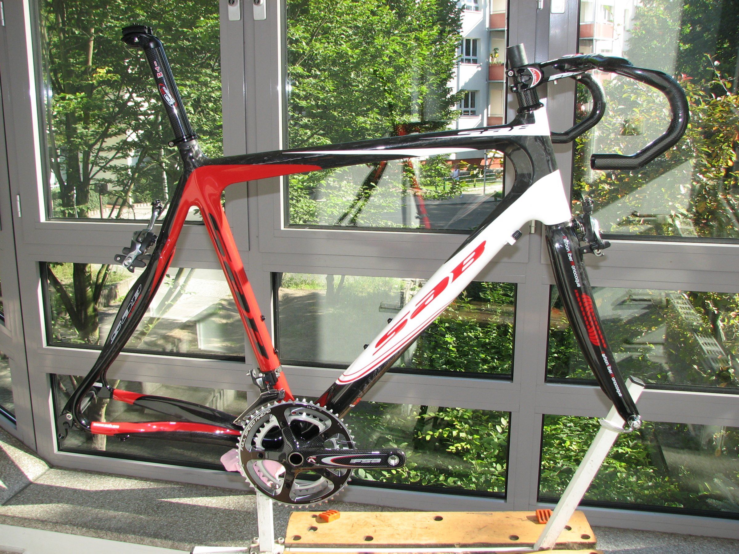 Fahrradmontage 19.08.12 002.jpg