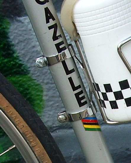 flaschenhalterschellen.jpg