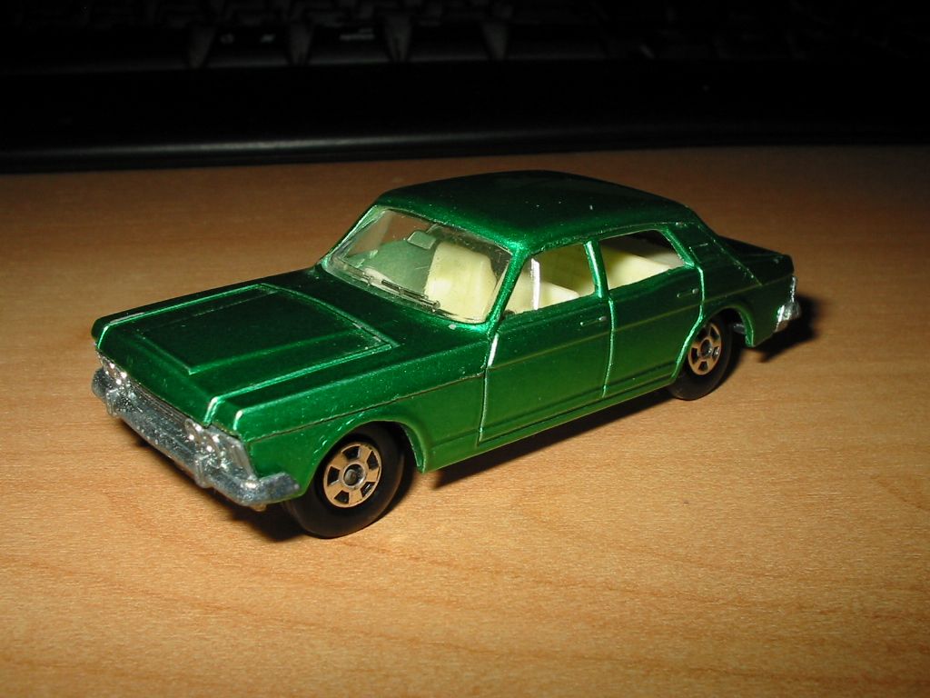 Ford Zodiac MK IV - Matchbox.JPG