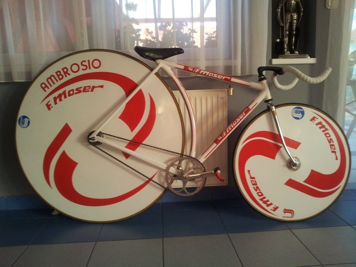 Frenceso Moser Pista Crono TT.jpg